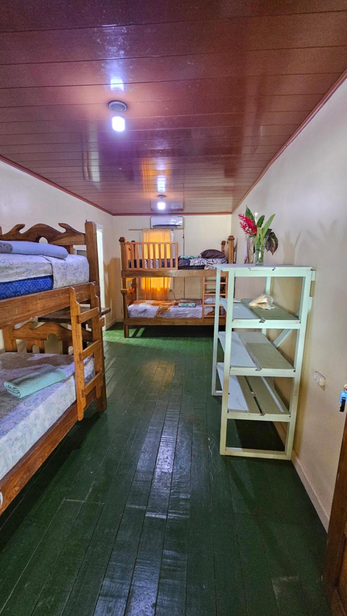 Bastimentos Hill Guest House Bocas del Toro Zewnętrze zdjęcie