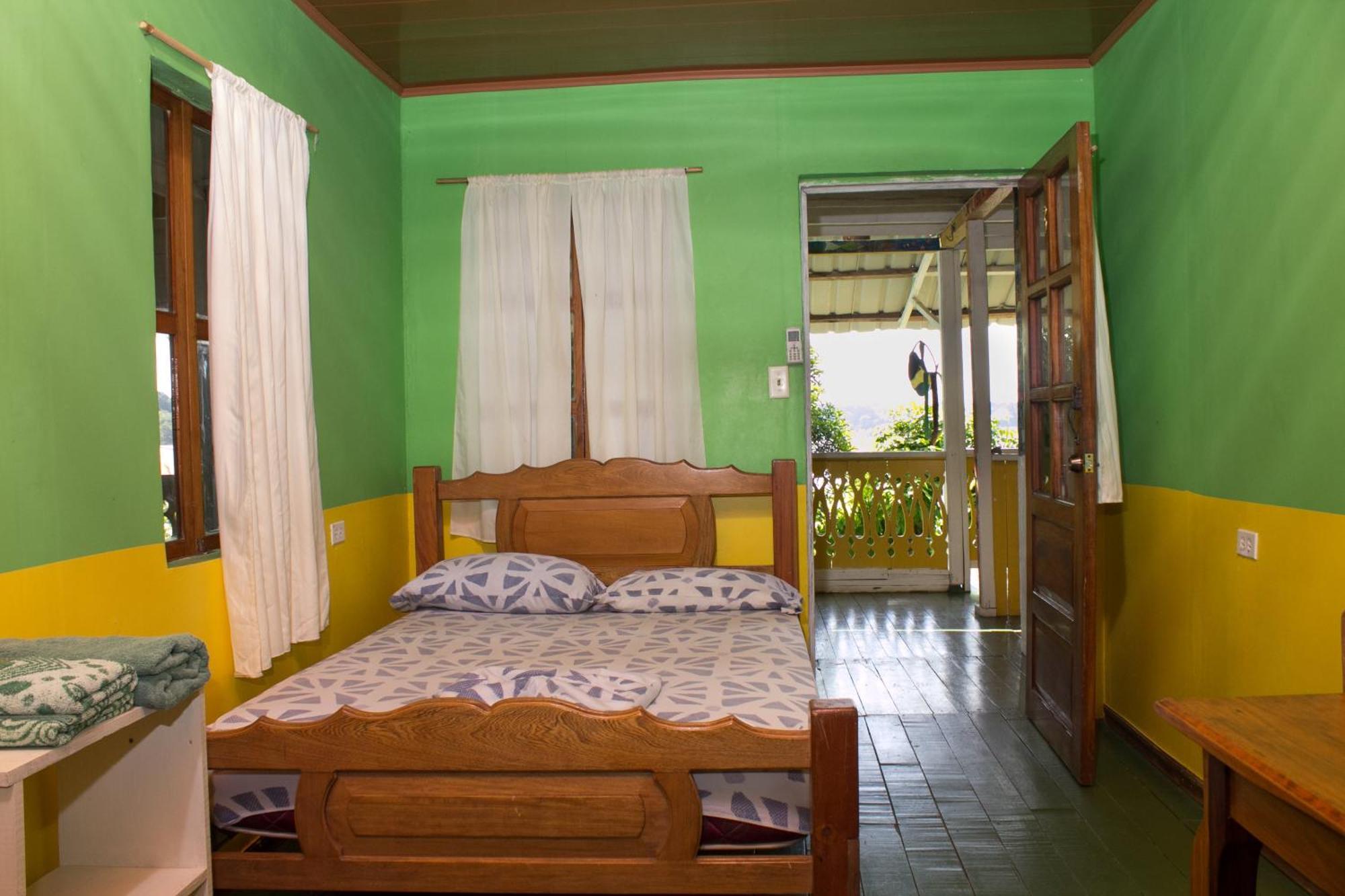 Bastimentos Hill Guest House Bocas del Toro Pokój zdjęcie